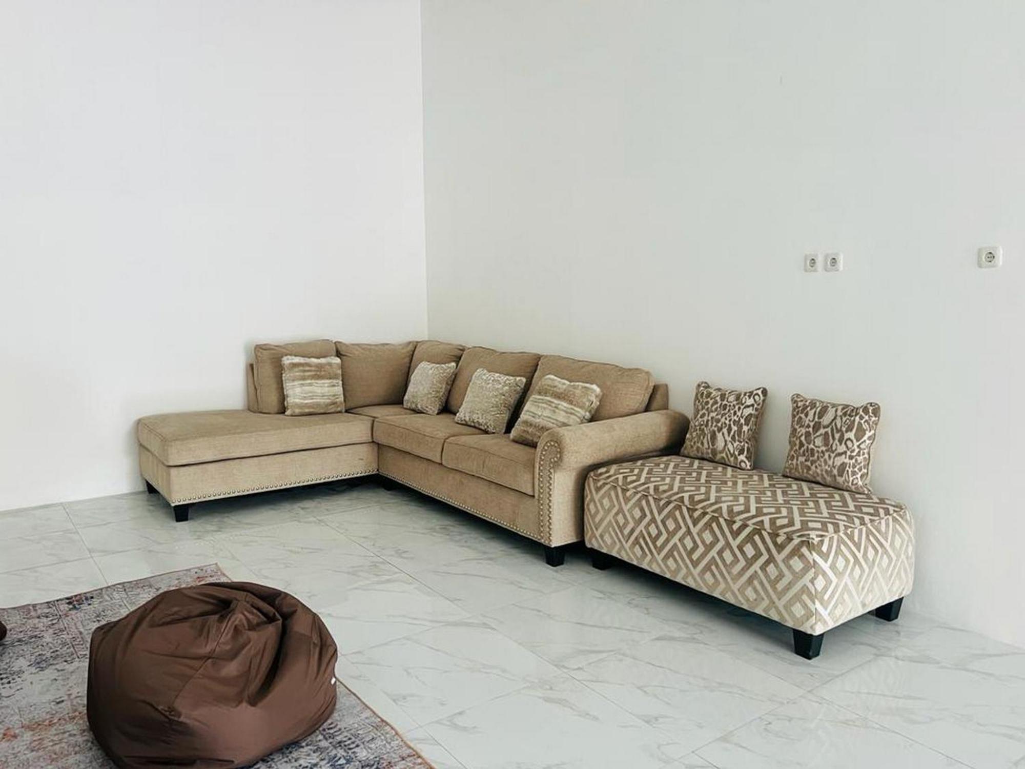 Urbanview Hotel Nimara Ngawi By Reddoorz Exteriör bild